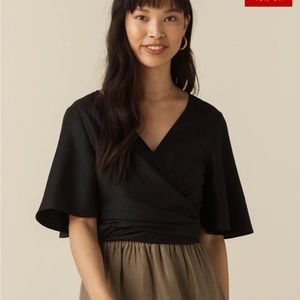 VETTA Flutter Sleeve Wrap Top